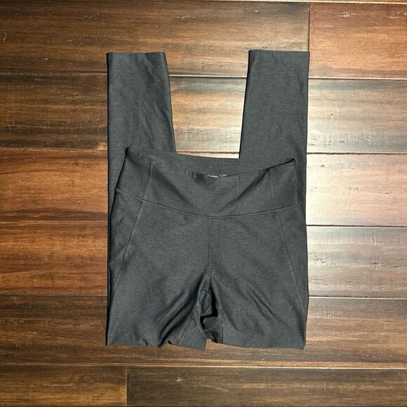 Outdoor Voices Leggings - Picture 1 of 4